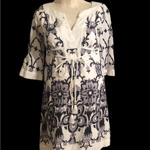 Juicy couture y2k cotton mod dress. White with black detailing. Size 8 vintage